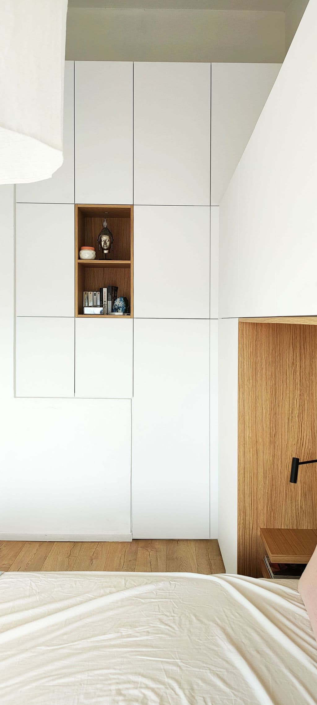 Amenagement chambre parentale d'une maison a vauban placard sur mesure avec niche.jpg