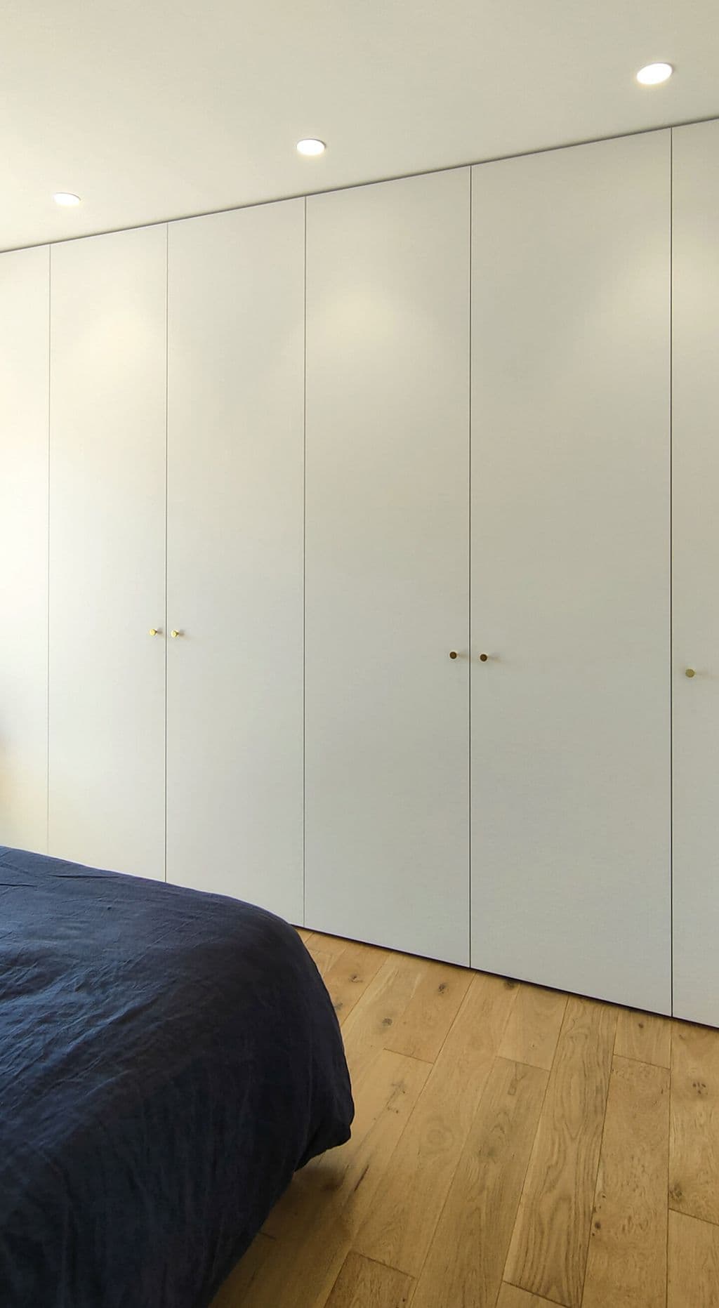 renovation maison et amenagement extension aubagne placards sur mesures toute hauteur.jpg